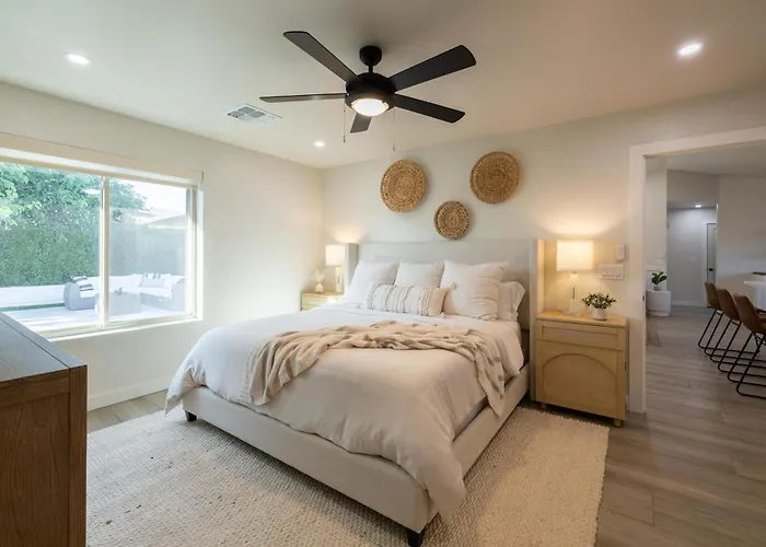 Scottsdale Acoma * Phoenix